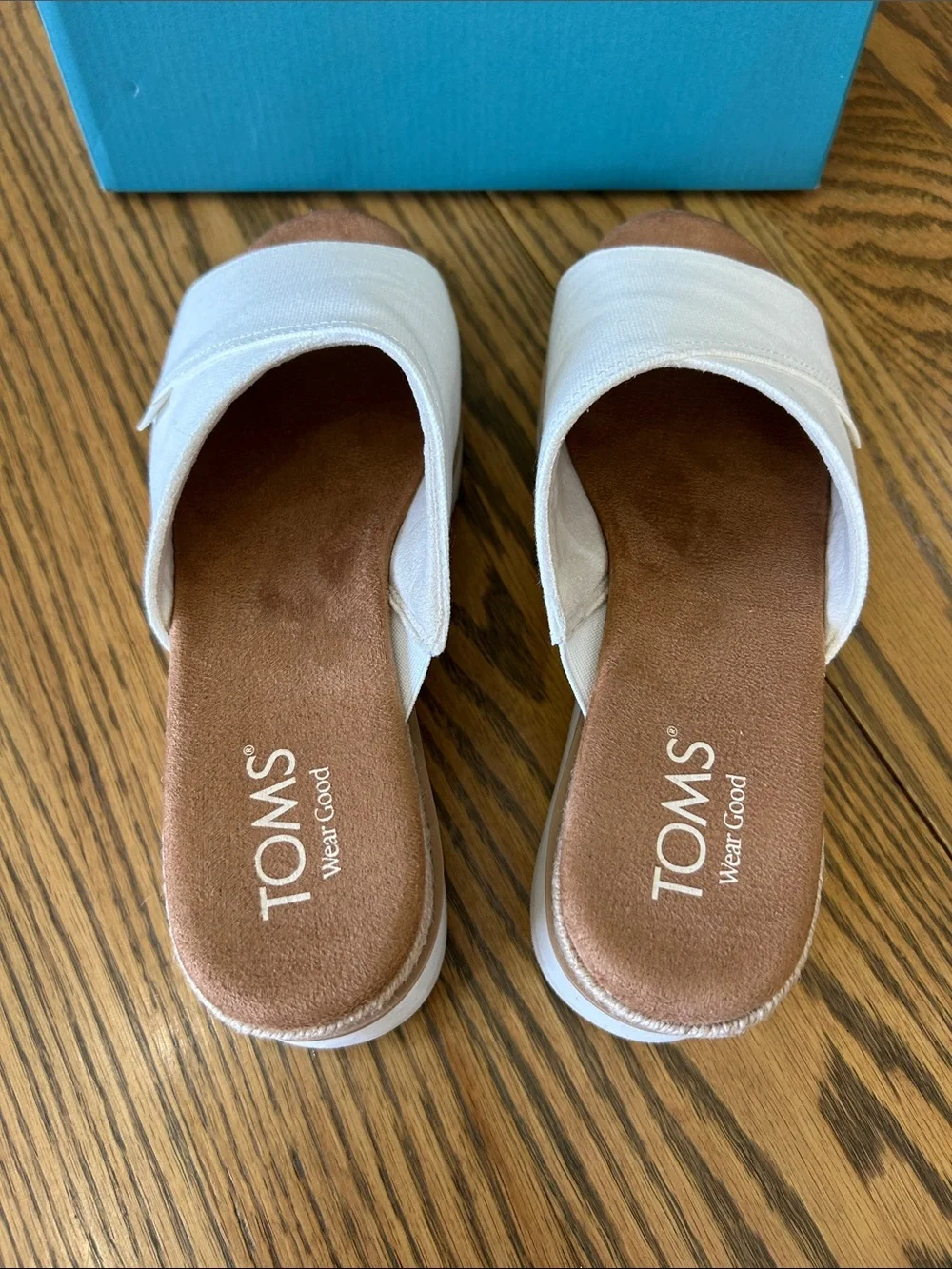 Toms slip into